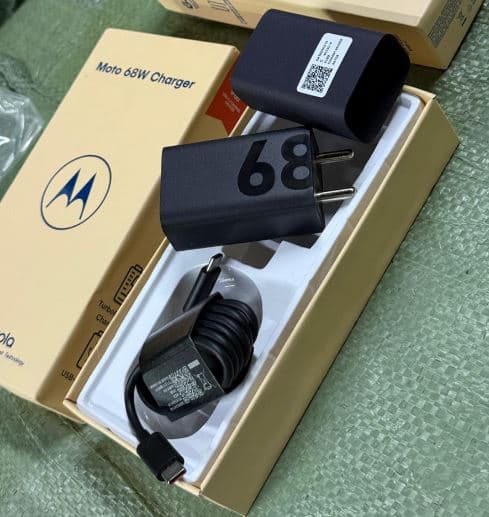 Motorola Moto TurboPower 68W Charger