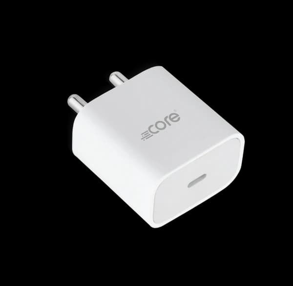 Core CR-CH82 Travel Charger