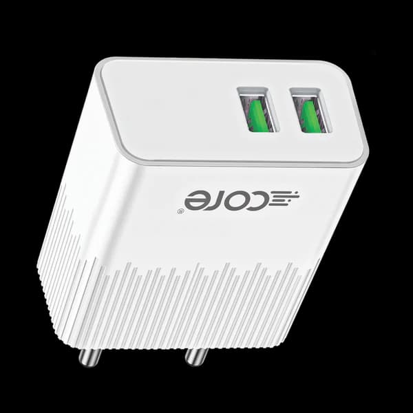Core CR-CH38 ZING Travel Charger image 3