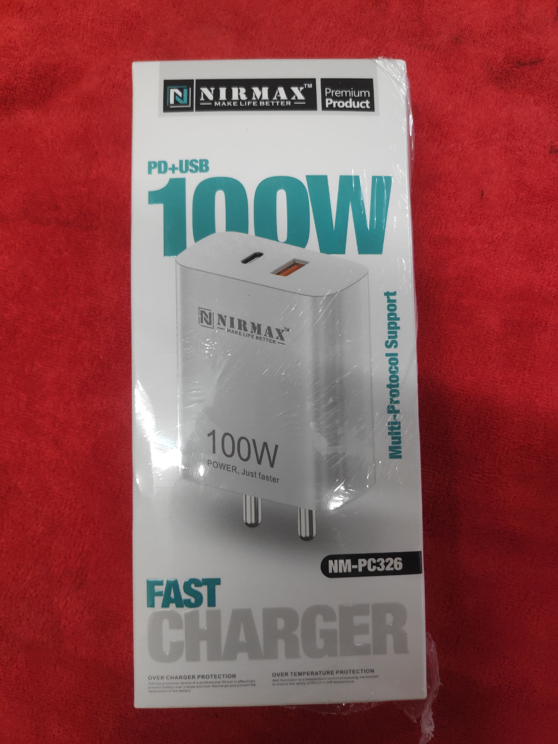 NIRMAX NM-PC326 Fast Charger.