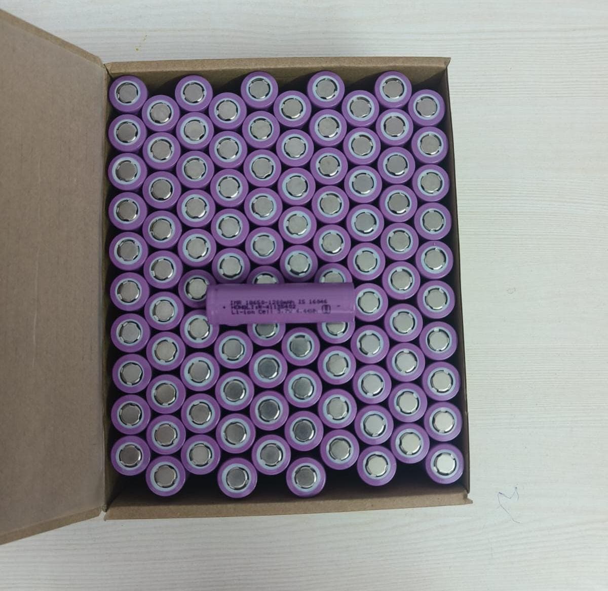 Hongli ICR 18650 Li ion Rechargeable Cell