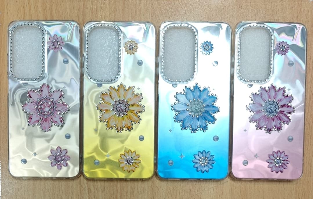 iPhone 17 Pro Designer Back Cover image 2