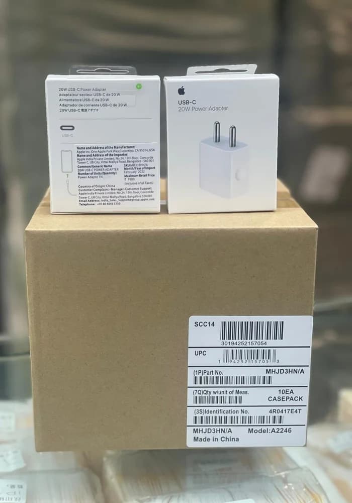 Apple 20W USB-C Power Adapter image 3