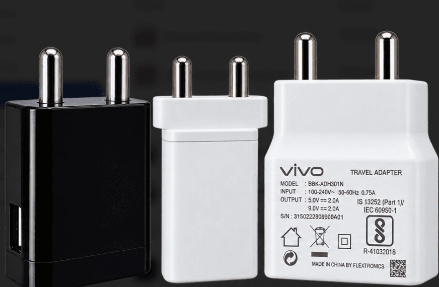 2.4 AMPERE MIX BRAND CHARGER IN POLY PACKING. image 3