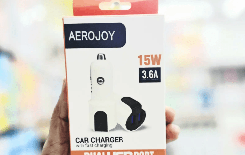 DUAL USB CAR CHARGER image 2