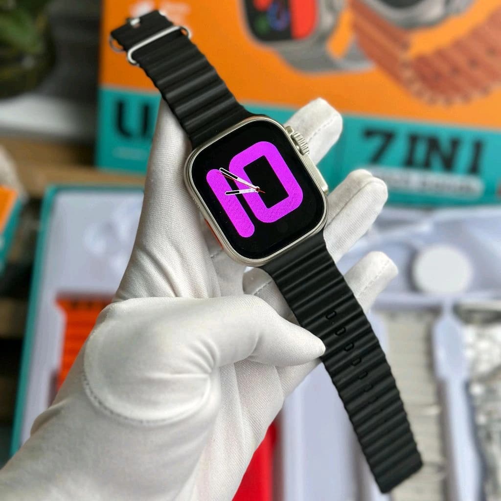 Ultra 2 Smart Watch Gift Set image 5