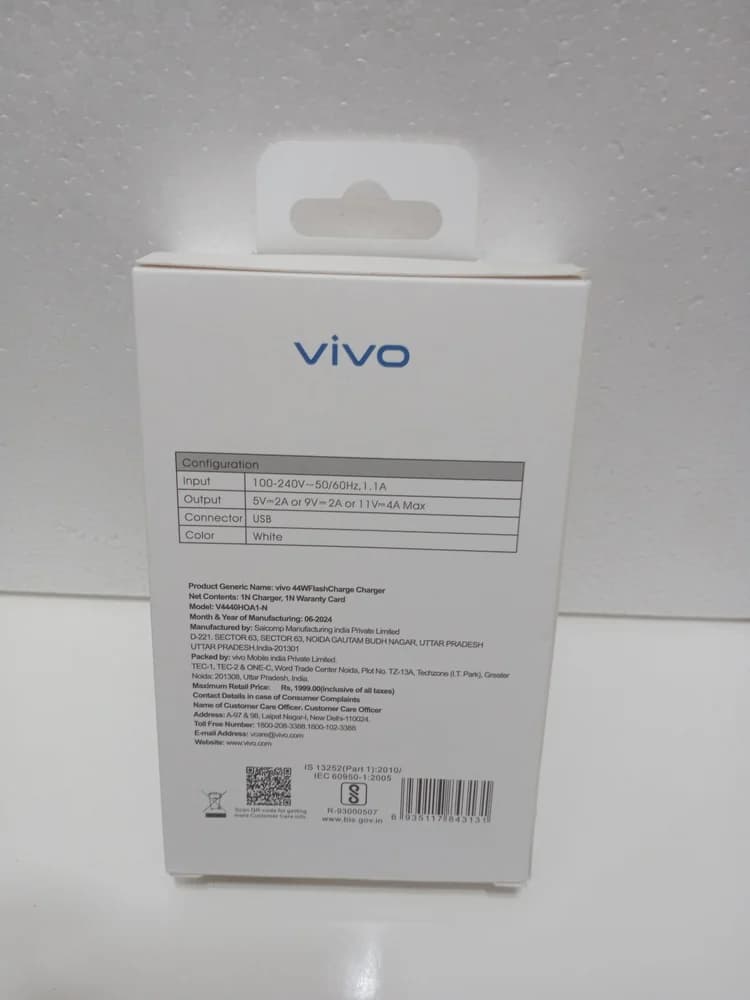 Vivo 44W FlashCharge Adapter image 4