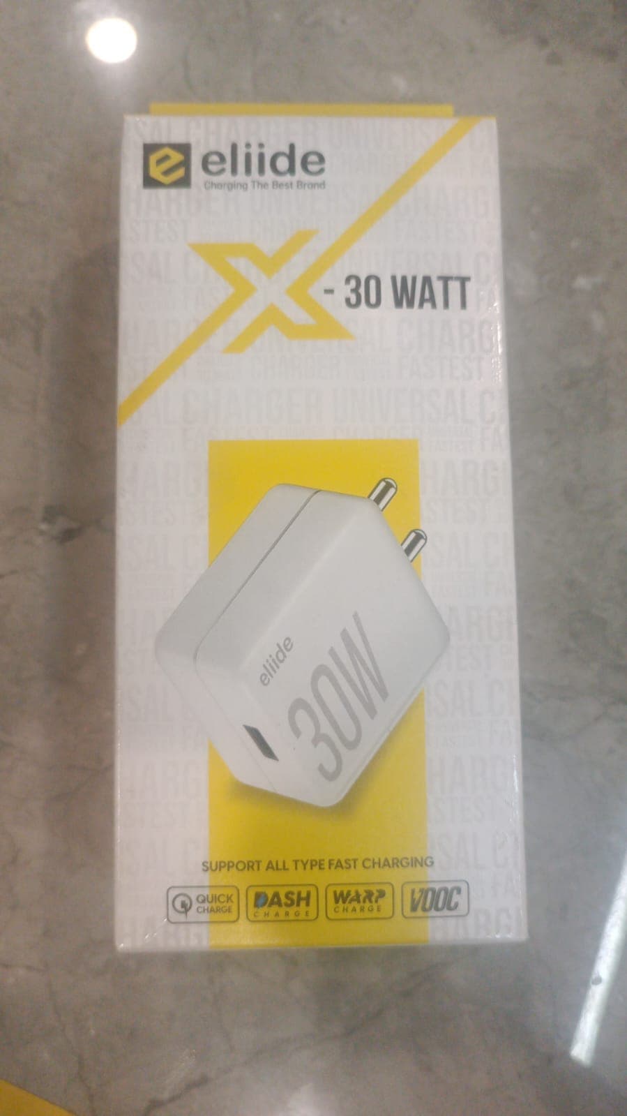 ELIIDE Konnect 30W Wall Charger image 2