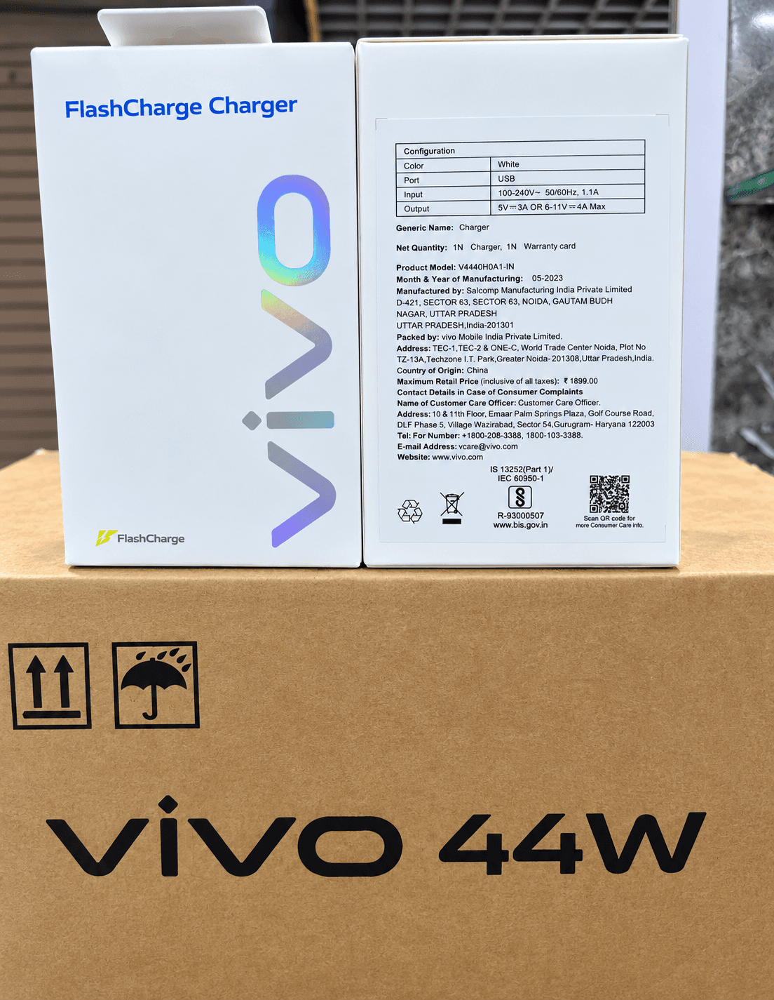 Vivo 44W FlashCharge Charger (Original Dock)