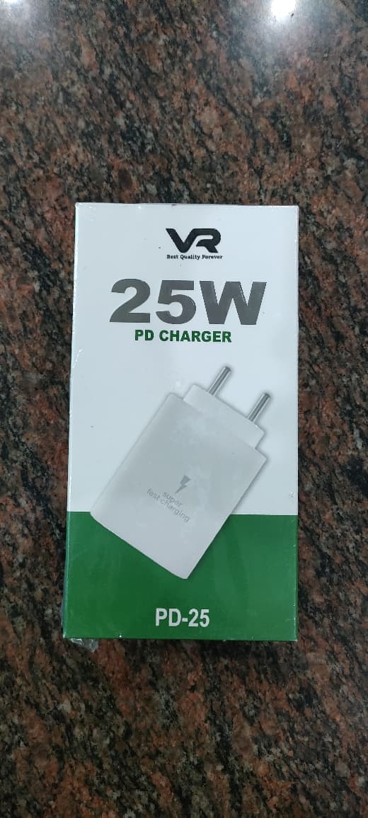 VR 25W PD Charger (Model No. PD-25)