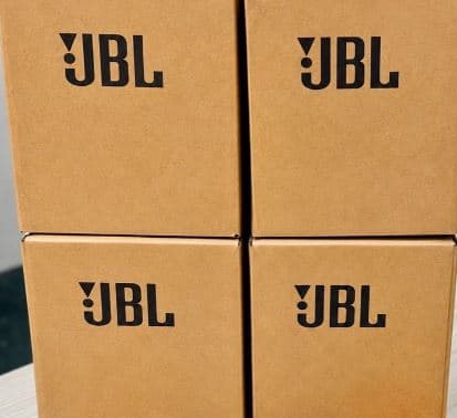 JBL Tune 310C USB-C Wired In-Ear Headphones image 2