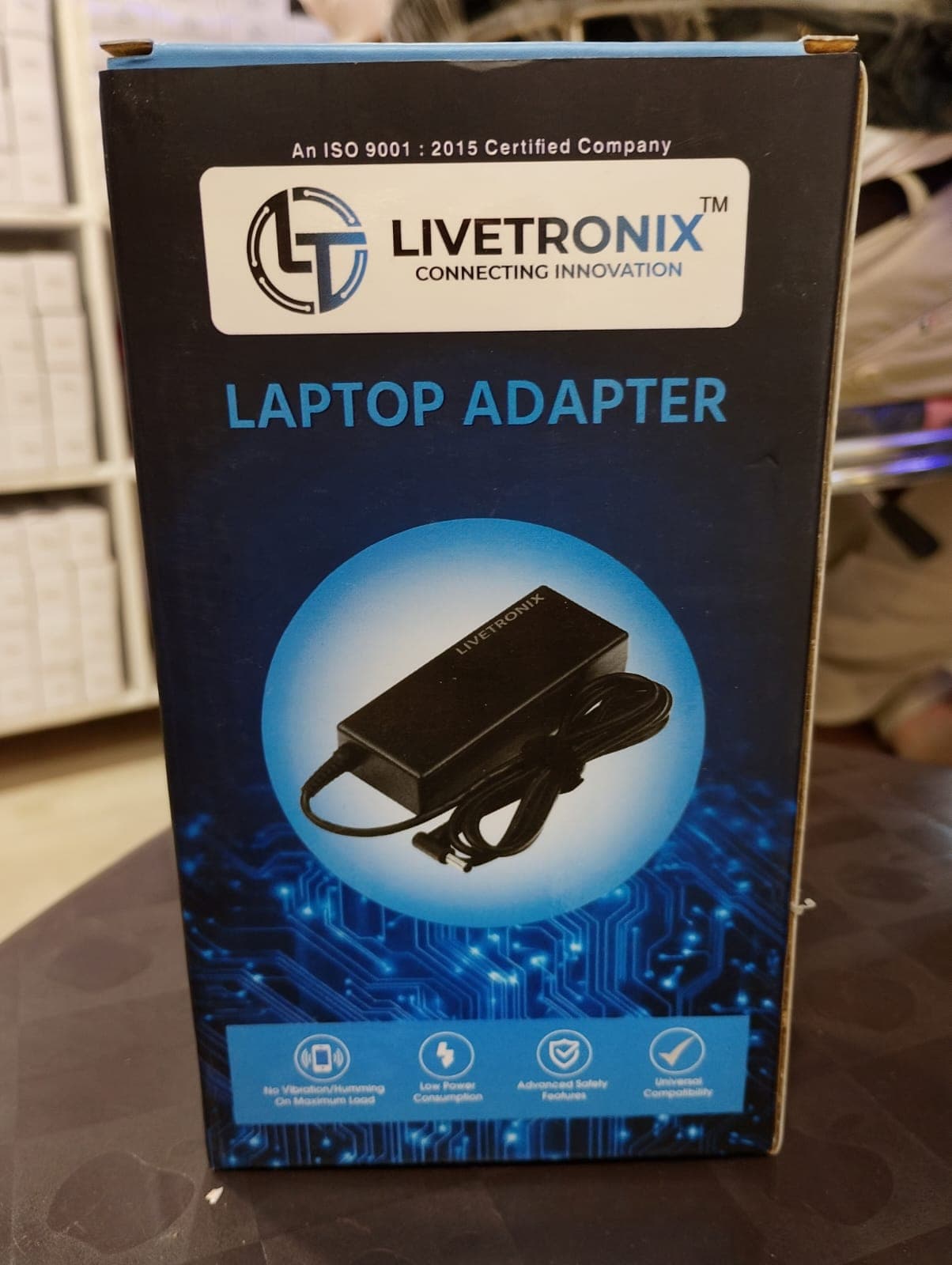 LIVEREONIX LAPTOP ADAPTOR image 2