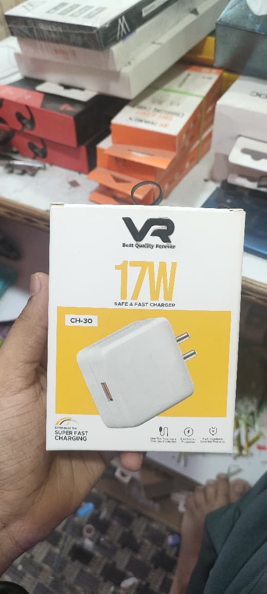VR CH-30 17W Safe & Fast Charger image 5