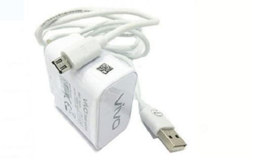 Vivo 135W Flash Charge Power Adapter image 3