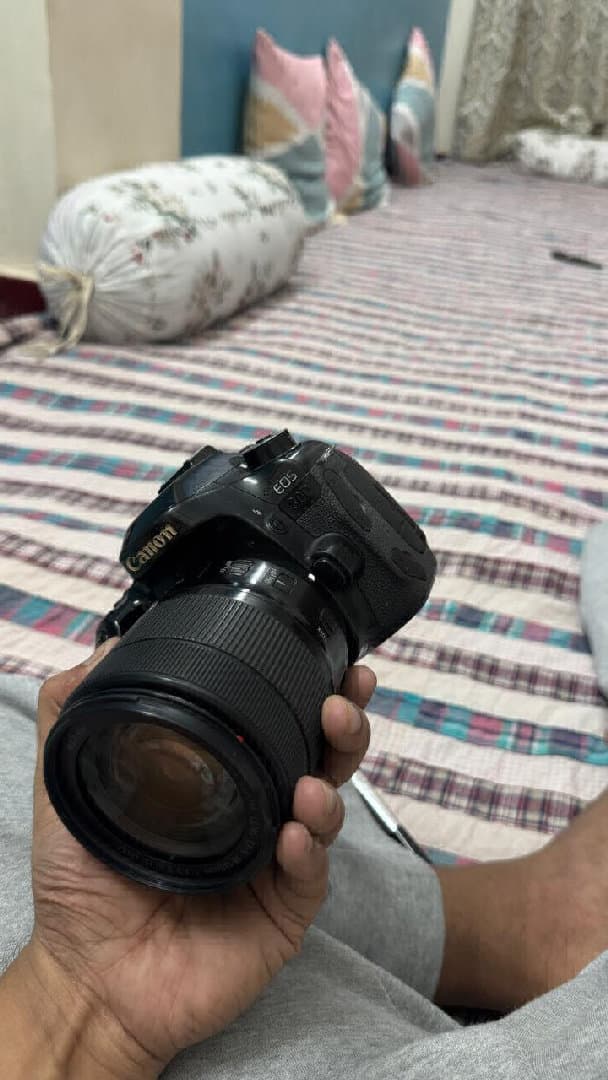 CANON 80D WITH 18 135 LENS image 5