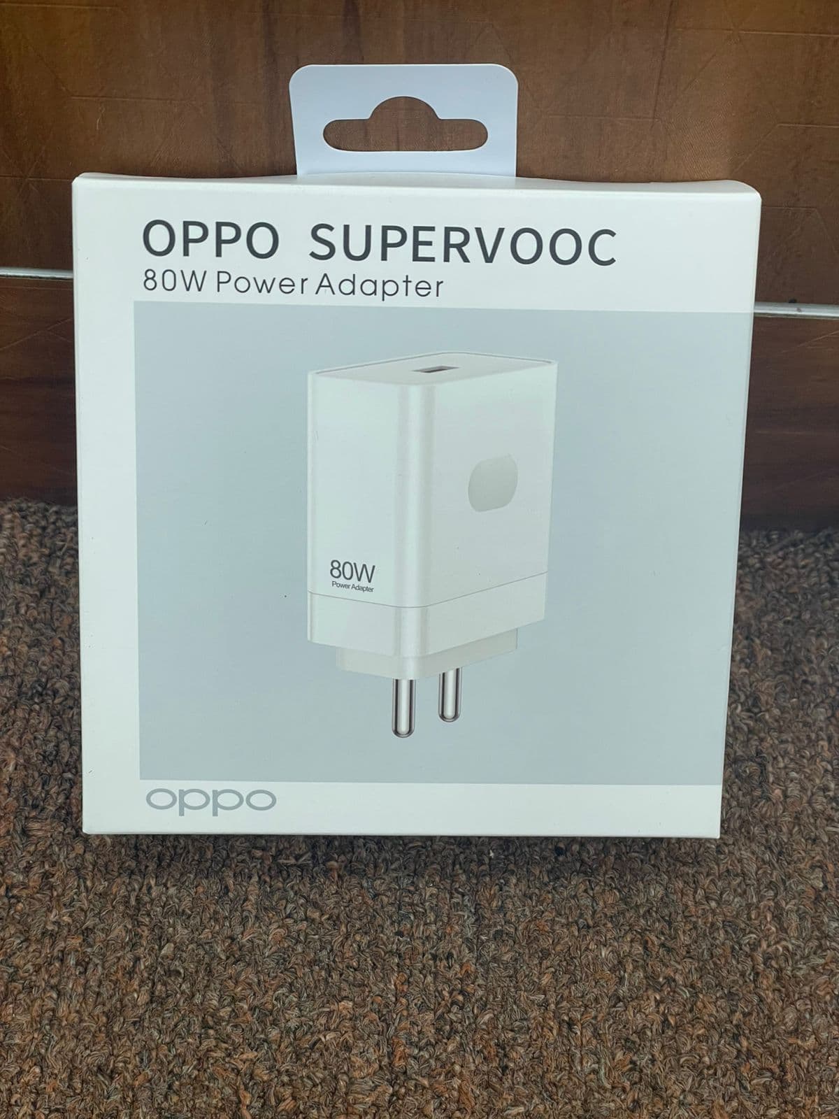 OPPO SuperVOOC 80W Power Adapter image 5