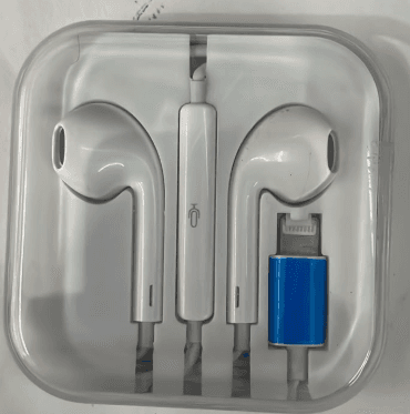 Wired Earphones With Lightning Connector image 1